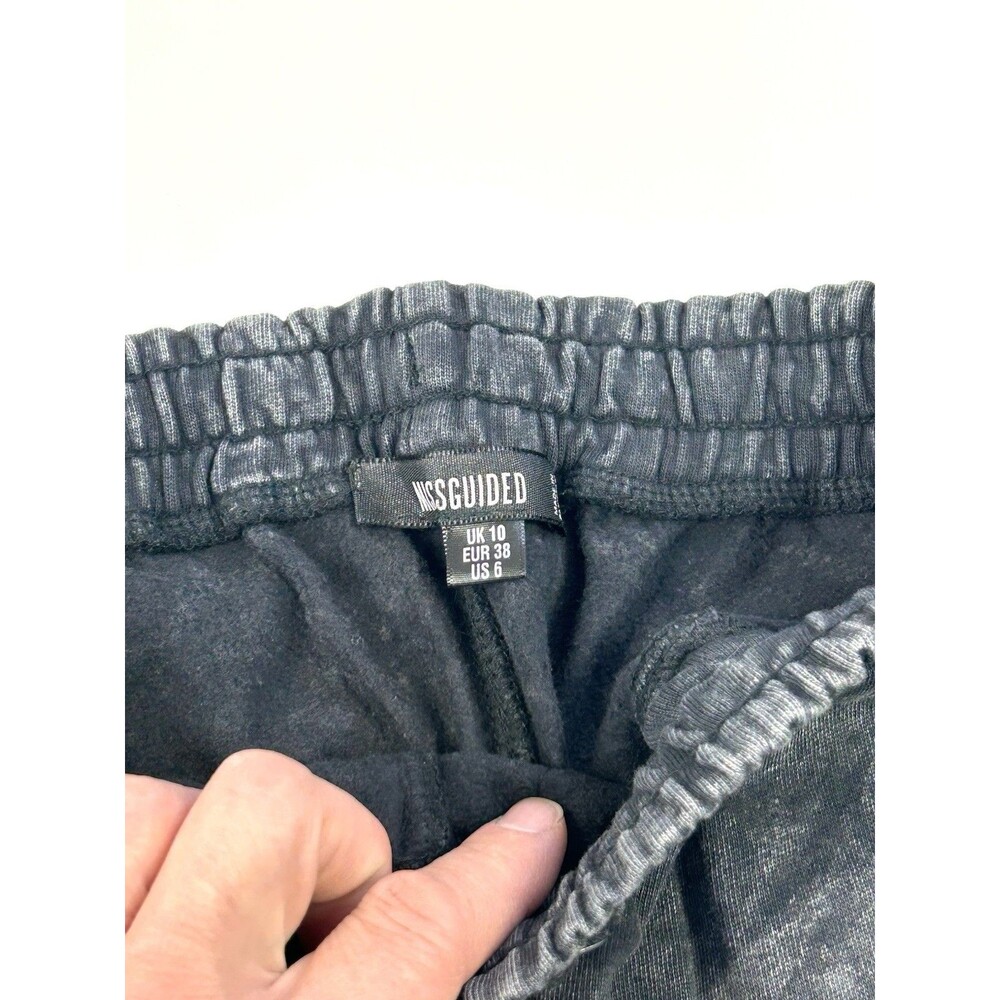 Missguided black acid wash sweatpants with pink graphic lettering - Picture 5 of 16